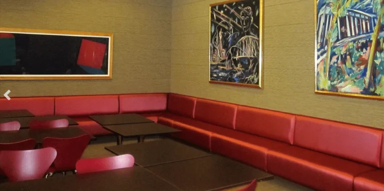 seating room art installation